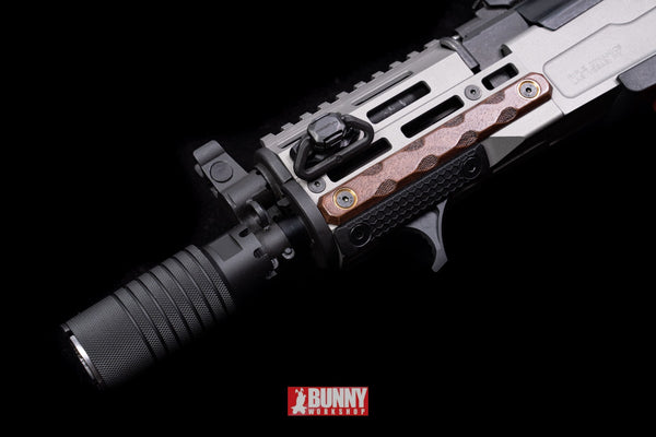 BunnyCustom -Tactical Gucci KRINK m-lok AK74U GBB