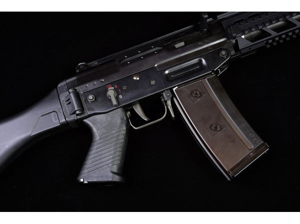GHK SG 551 Tactical Gas Blow Back Airsoft Rifle (QPQ Coating)